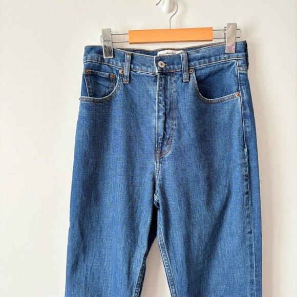 Abercrombie & Fitch Slim Straight Ultra High Rise Jean Size 27/4 - Picture 4 of 8